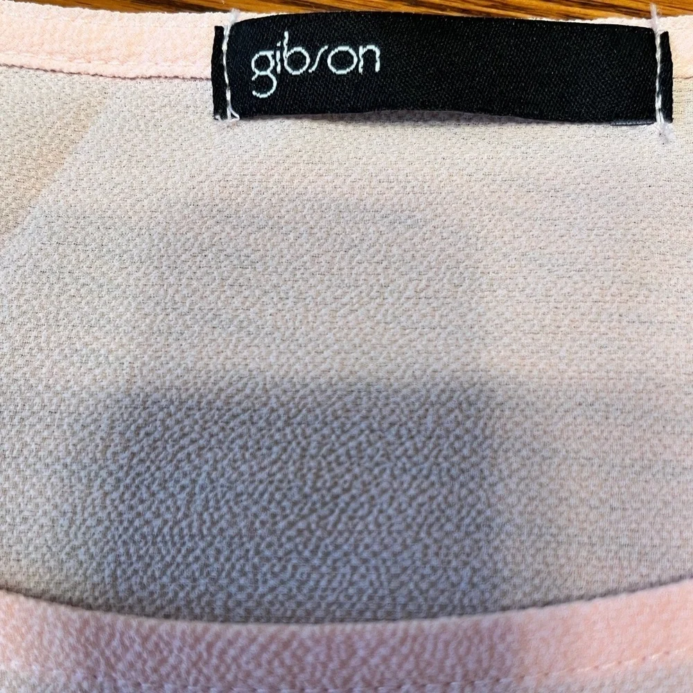 Gibson Pink Bell Ruffle Sleeve Blouse with Hi Low Hemline Size S - Picture 7 of 9